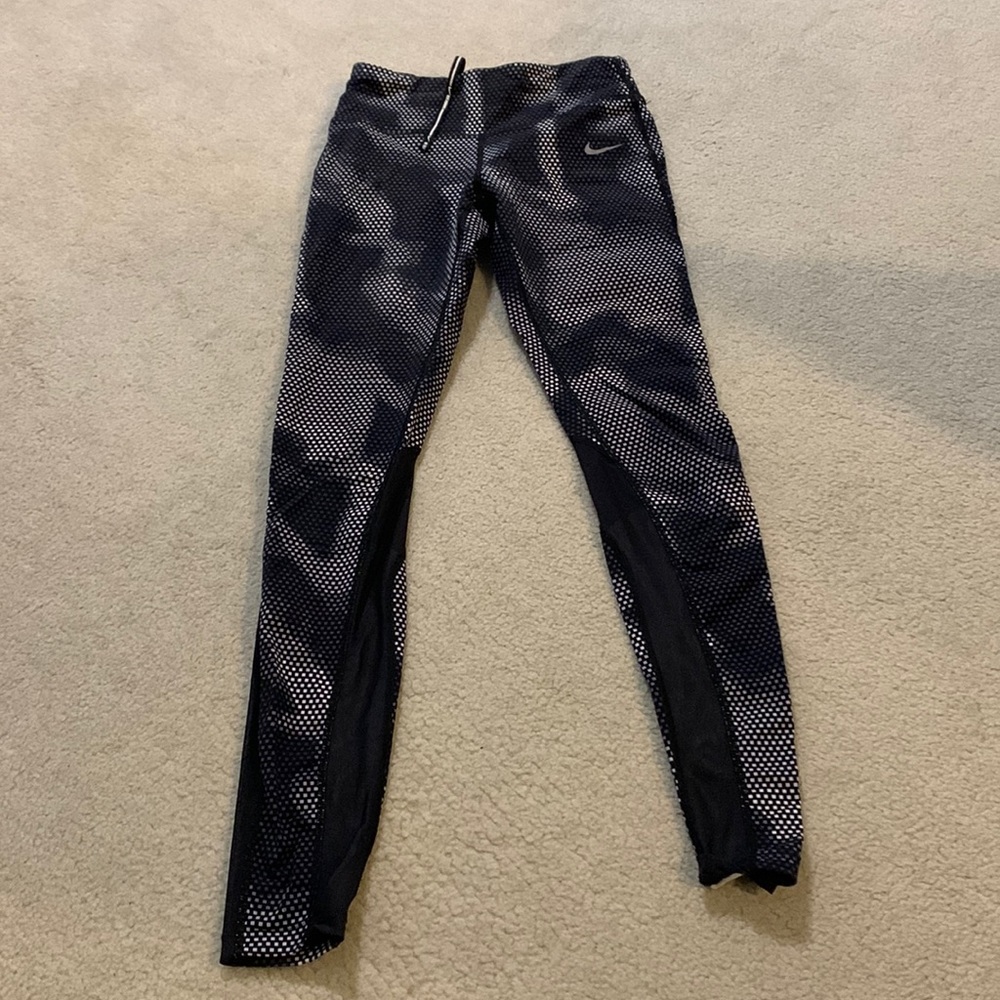 Nike drifit leggings -mid/high rise